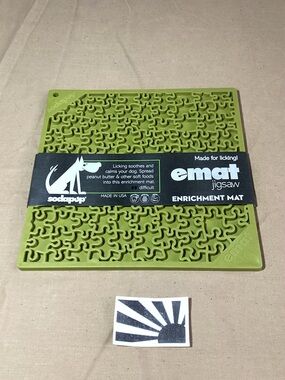 SodaPup eMat Jigsaw Dog Lick Mat, Green